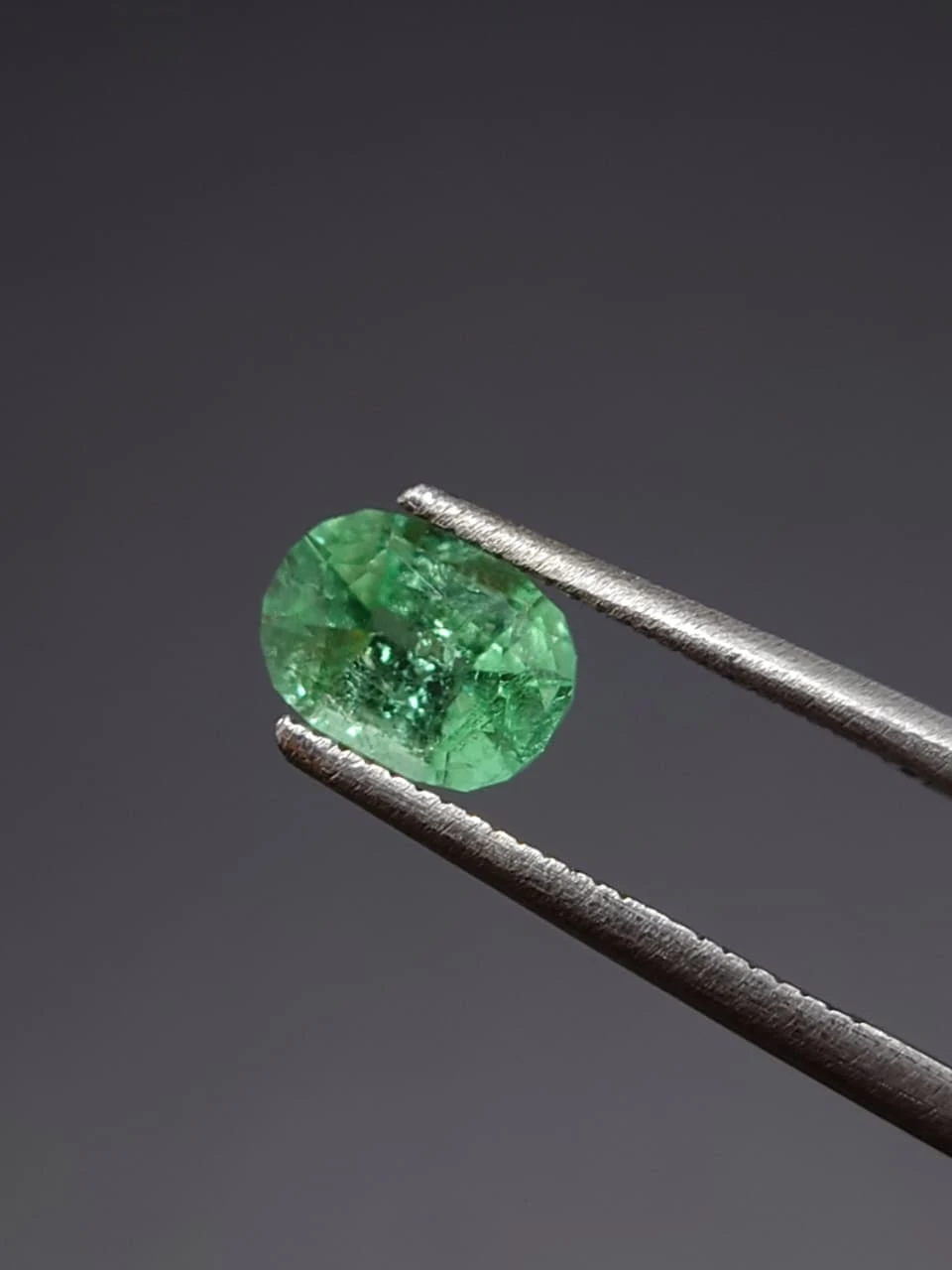 0.97ct Natural Panjsher Emerald Cushion Faceted from Afghanistan — view 2